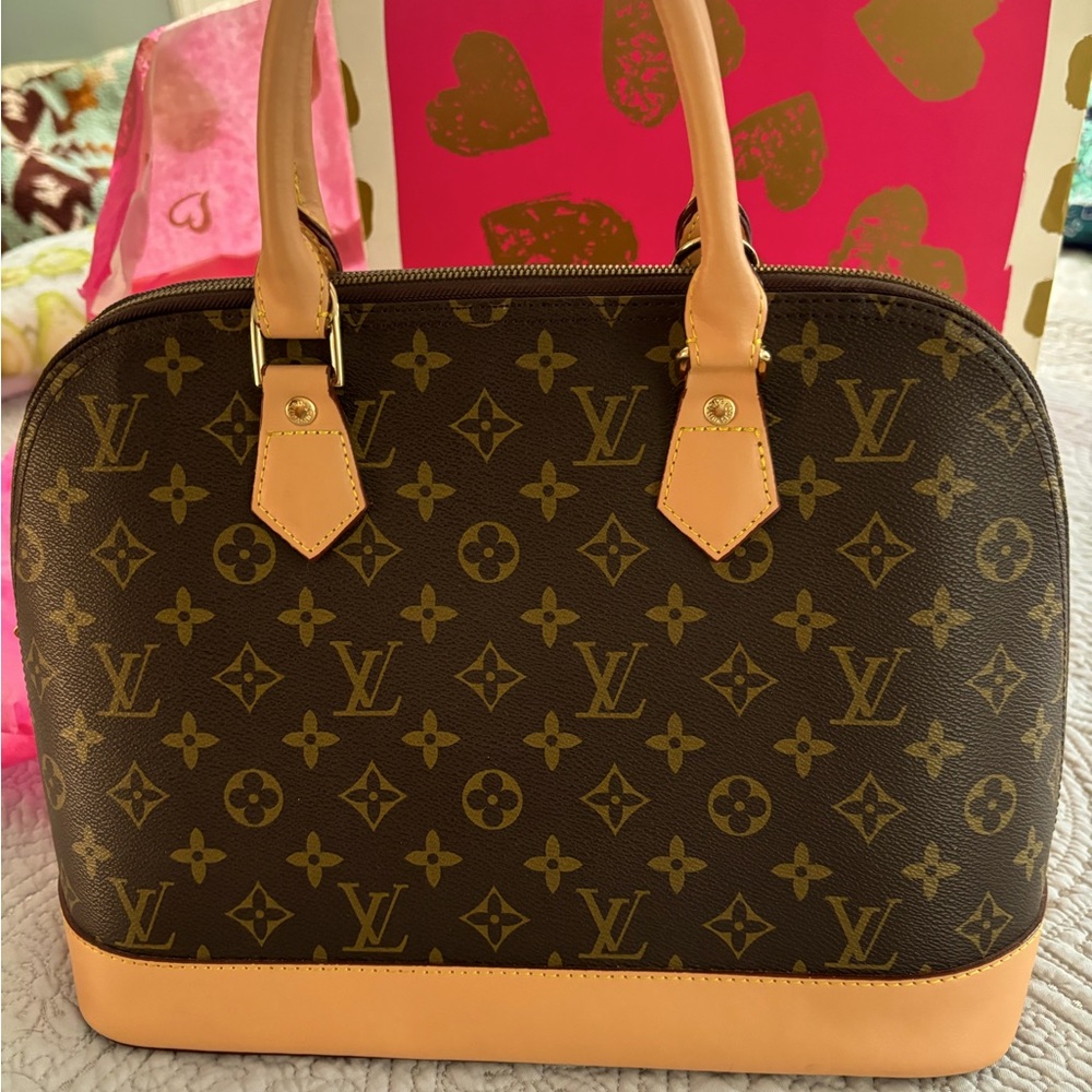 Louis Vuitton Alma BB